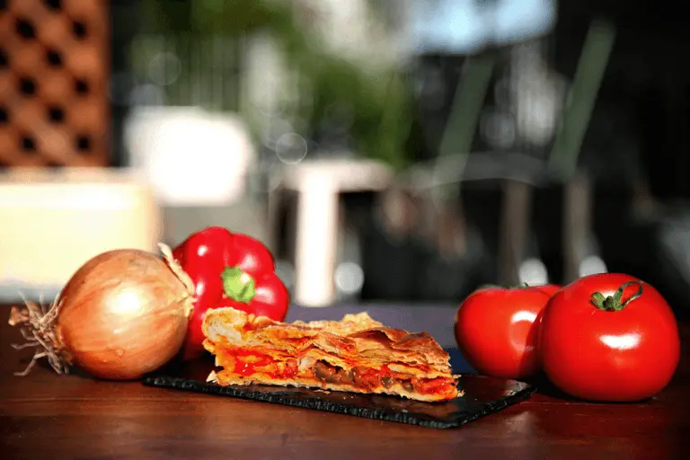 Chez Rosa Background